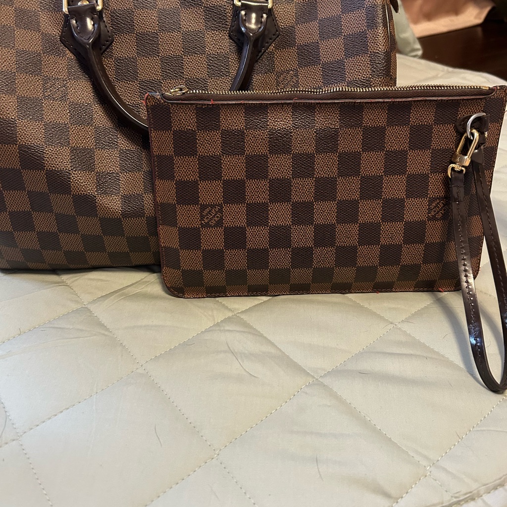 Authentic Lv Speedy In Great Condition